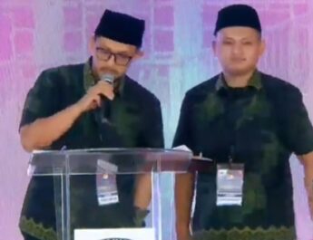 Kenakan Batik Saat Debat ke II, Donal-Andri Buktikan Cinta UMKM Kota Binjai